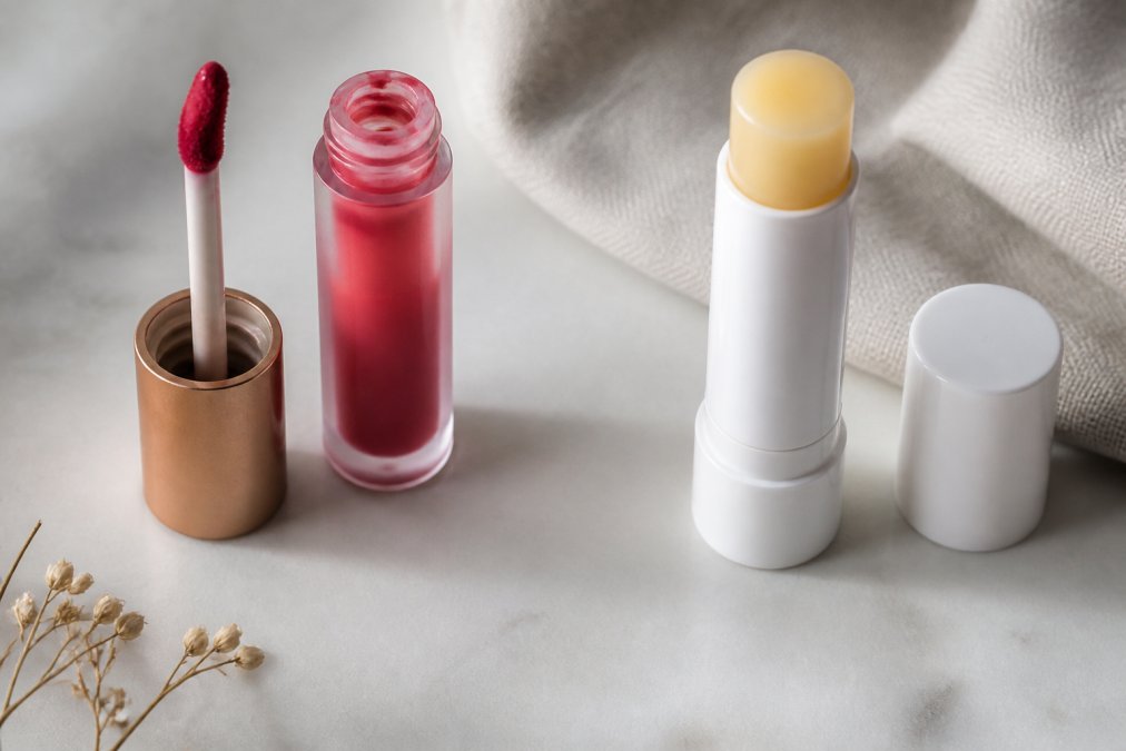 IT Cosmetics Lip Tint vs Natural: Which Is Better?